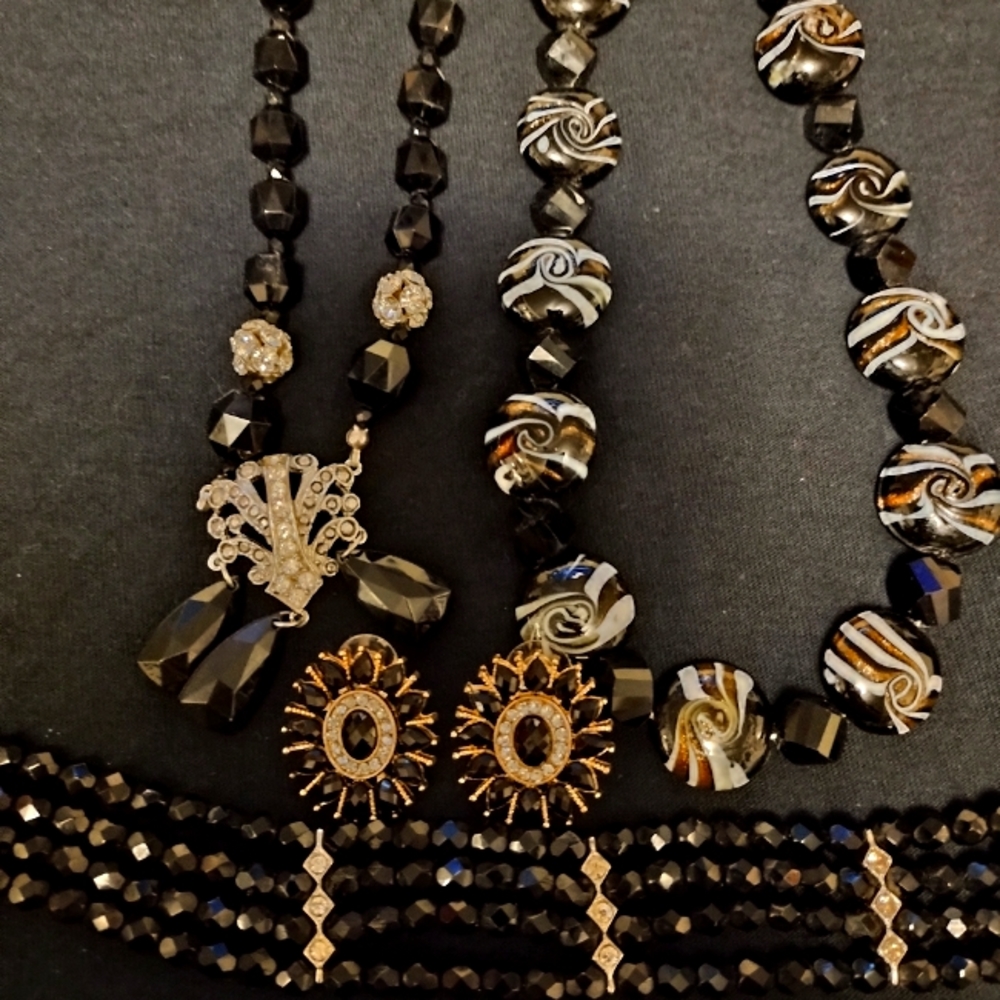 Vintage Black beaded jewelry lot